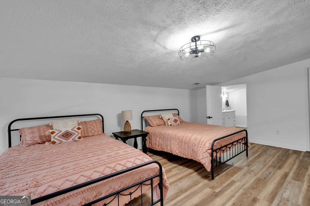 20 Hurst RD Ellaville, GA 31806
