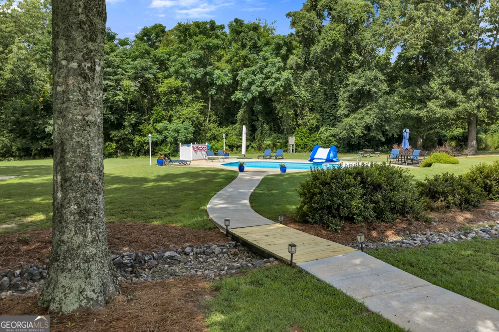 20 Hurst RD Ellaville, GA 31806