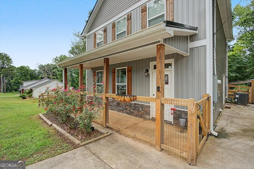 97 Bryant CIR Cedartown, GA 30125