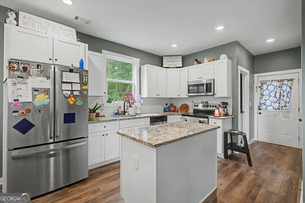 97 Bryant CIR Cedartown, GA 30125