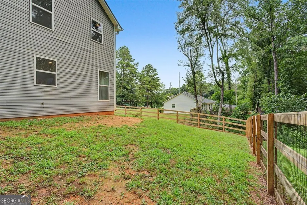97 Bryant CIR Cedartown, GA 30125