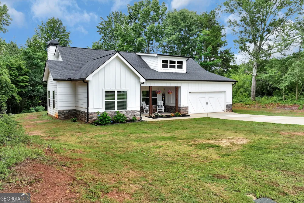 515 Forest Lake RD Pendergrass, GA 30567