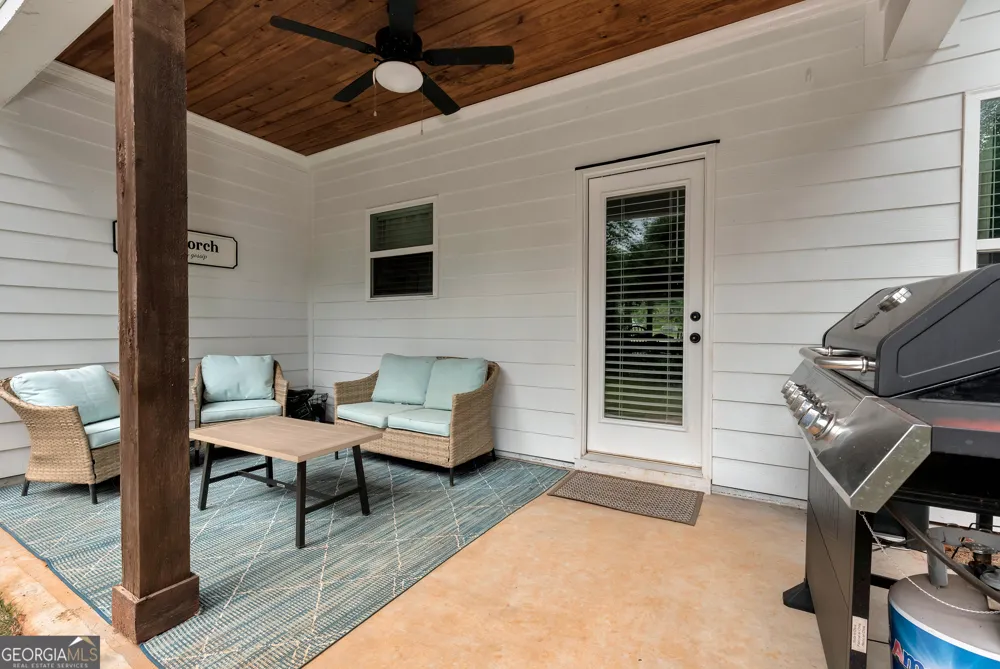 515 Forest Lake RD Pendergrass, GA 30567