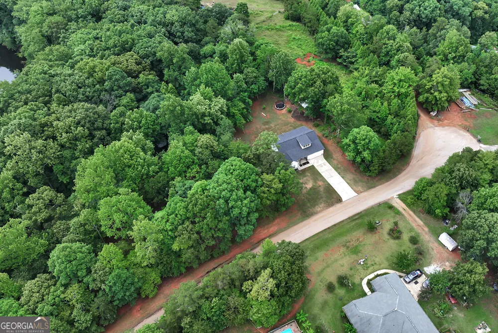 515 Forest Lake RD Pendergrass, GA 30567