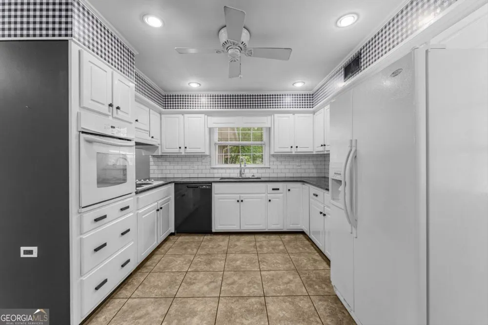 459 Prince AVE Swainsboro, GA 30401