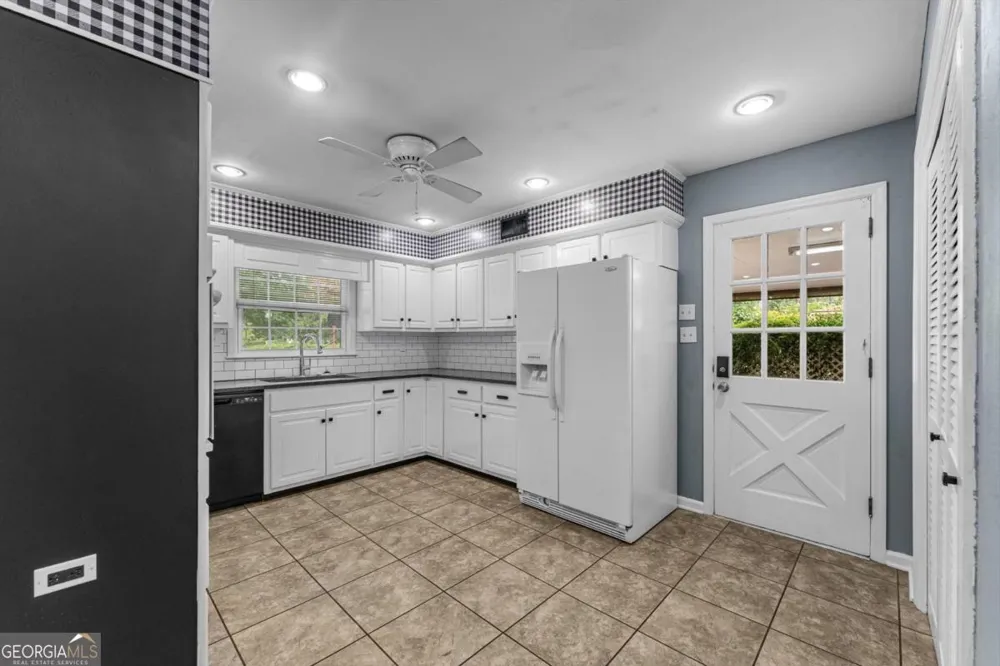 459 Prince AVE Swainsboro, GA 30401