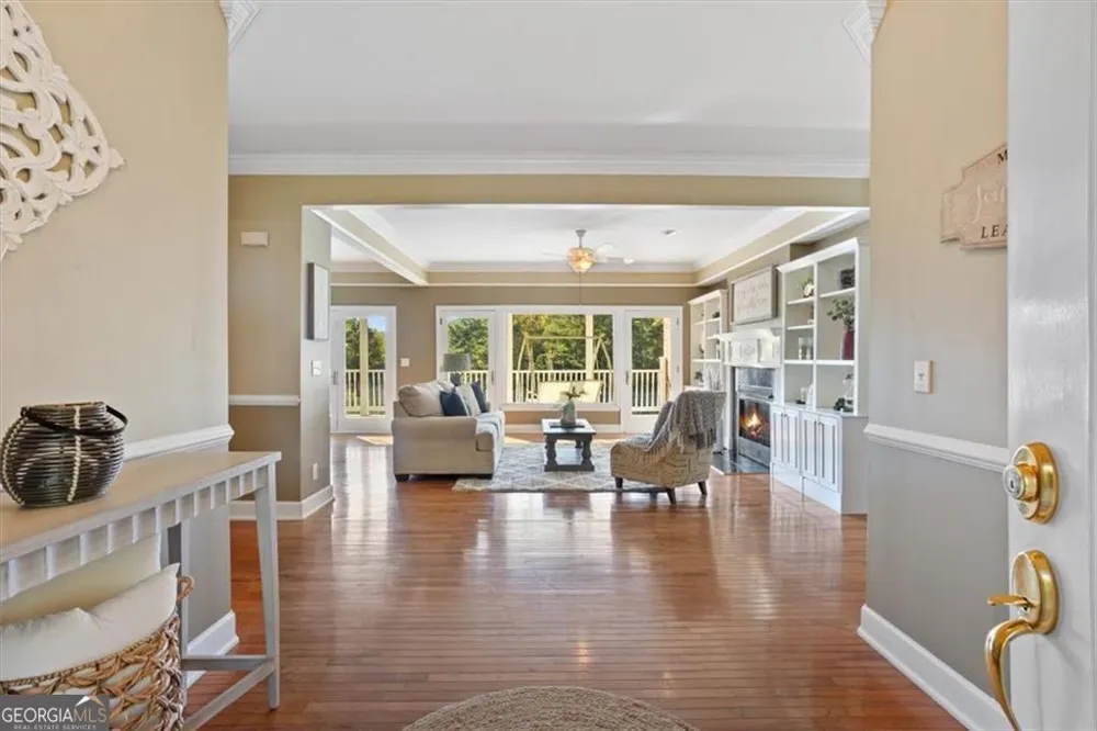 55 Rocky CIR NE White, GA 30184