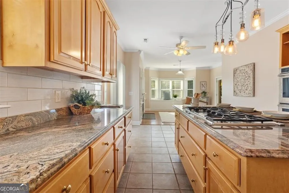 55 Rocky CIR NE White, GA 30184