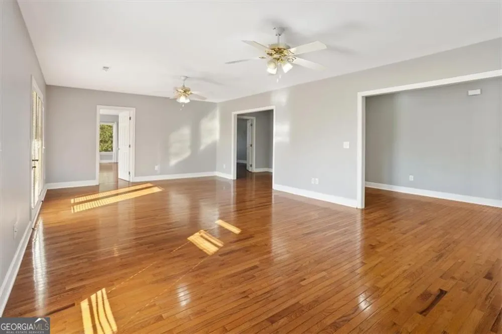 55 Rocky CIR NE White, GA 30184