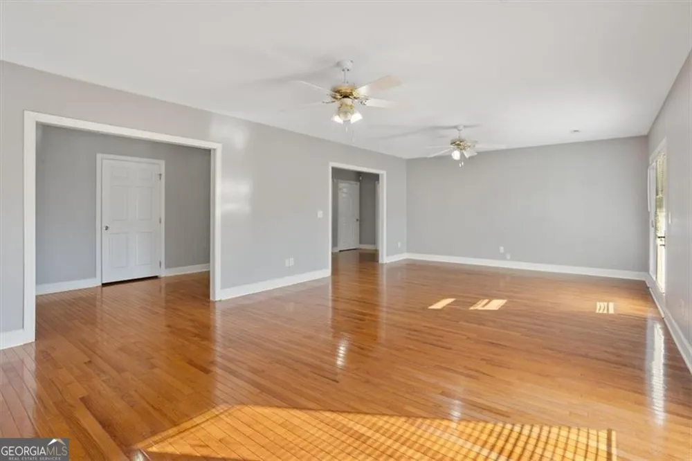 55 Rocky CIR NE White, GA 30184