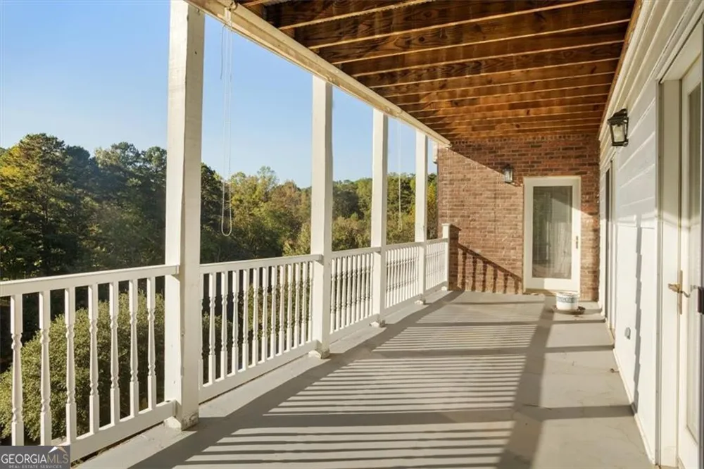 55 Rocky CIR NE White, GA 30184