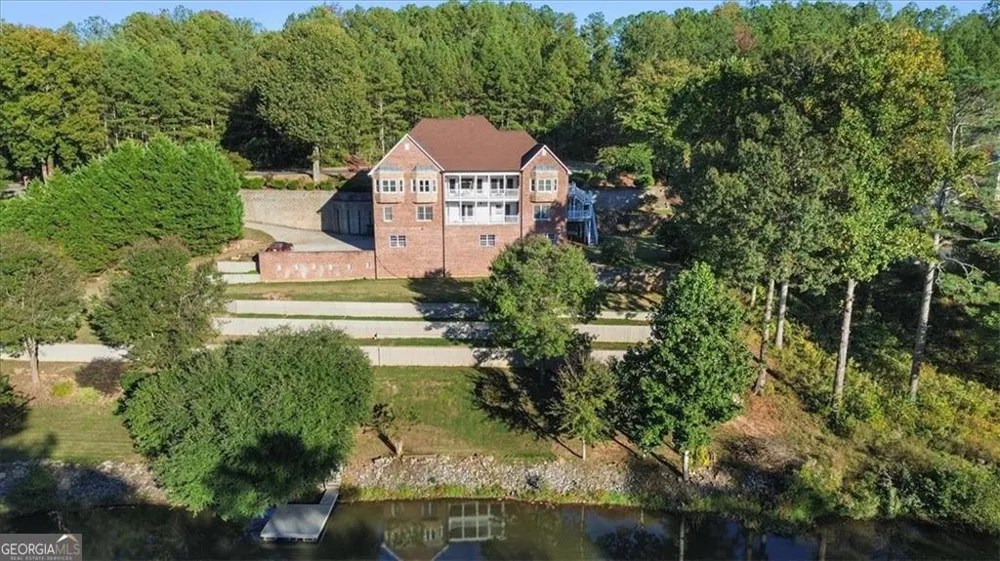 55 Rocky CIR NE White, GA 30184