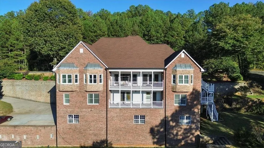 55 Rocky CIR NE White, GA 30184