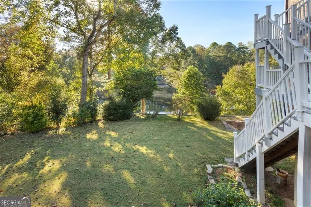 55 Rocky CIR NE White, GA 30184