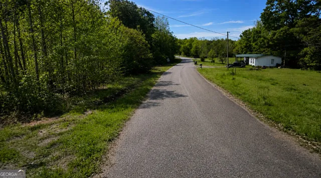 382 Stewart RD Meansville, GA 30256