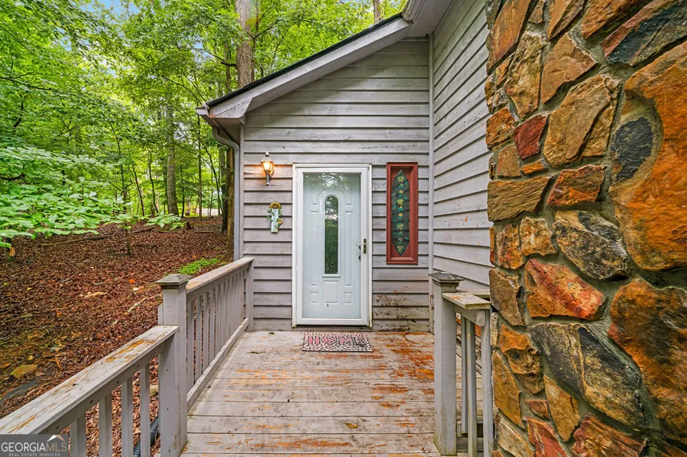 166 Lake View TRCE Jasper, GA 30143