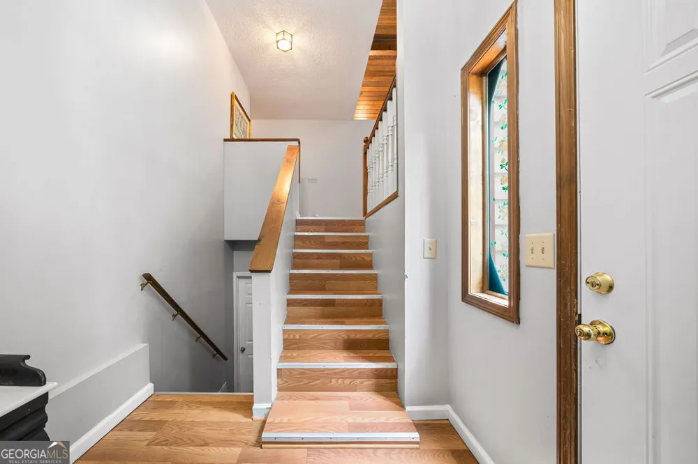 166 Lake View TRCE Jasper, GA 30143