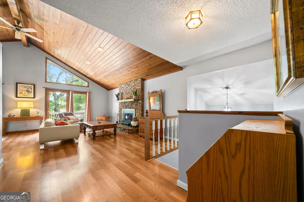 166 Lake View TRCE Jasper, GA 30143