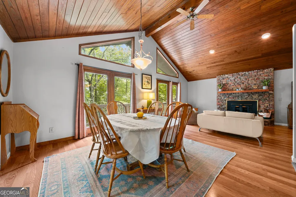 166 Lake View TRCE Jasper, GA 30143