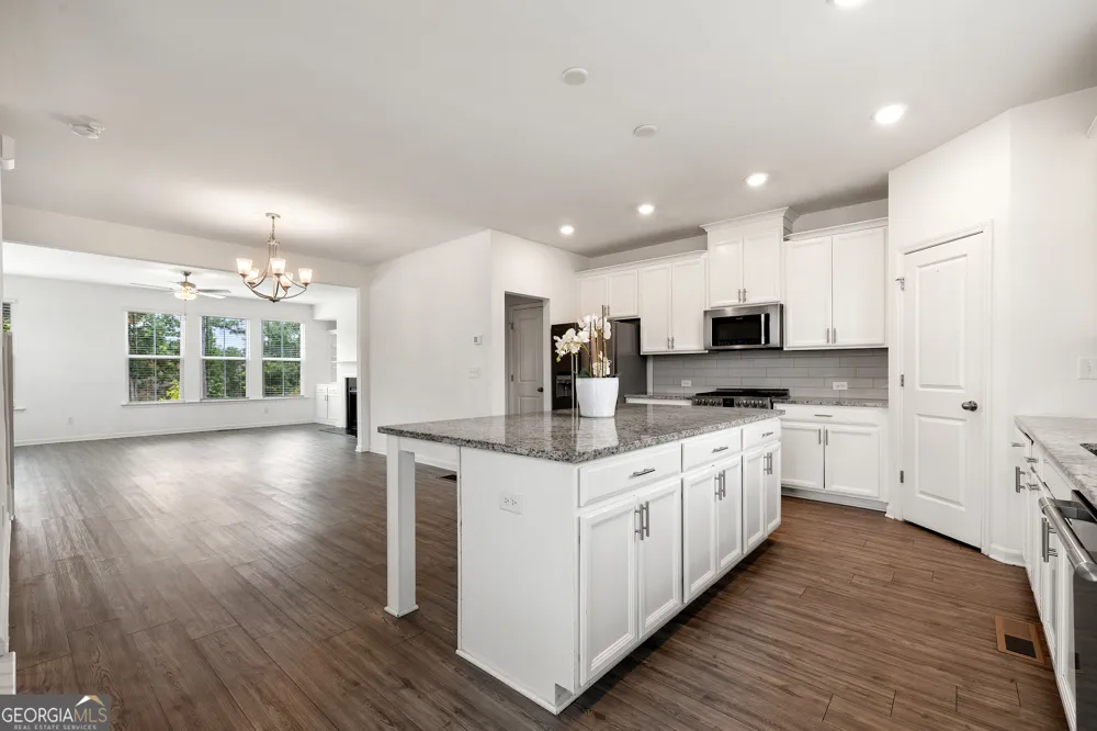 307 Danville AVE Suwanee, GA 30024