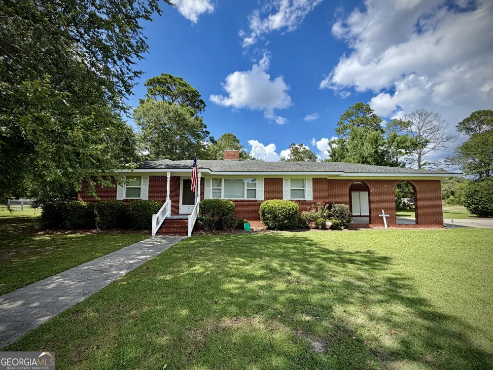 1619 Woodrow AVE Dublin, GA 31021