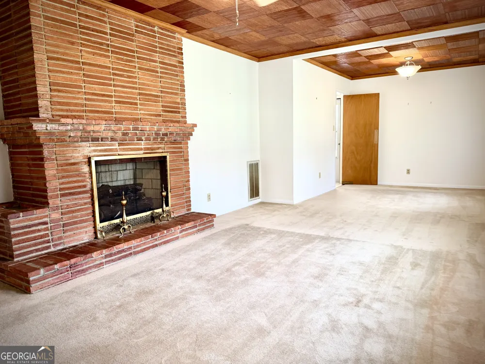 1619 Woodrow AVE Dublin, GA 31021