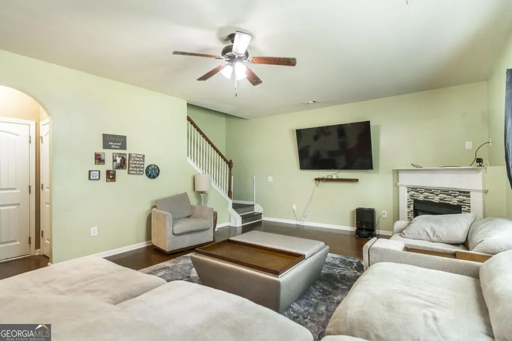 204 Amelia DR Byron, GA 31008