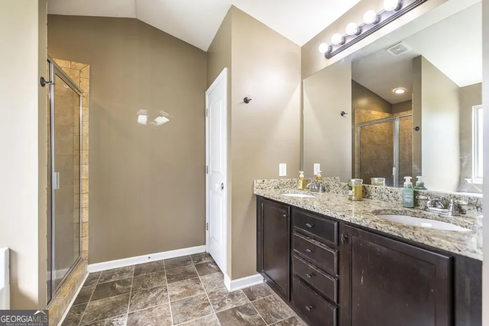204 Amelia DR Byron, GA 31008