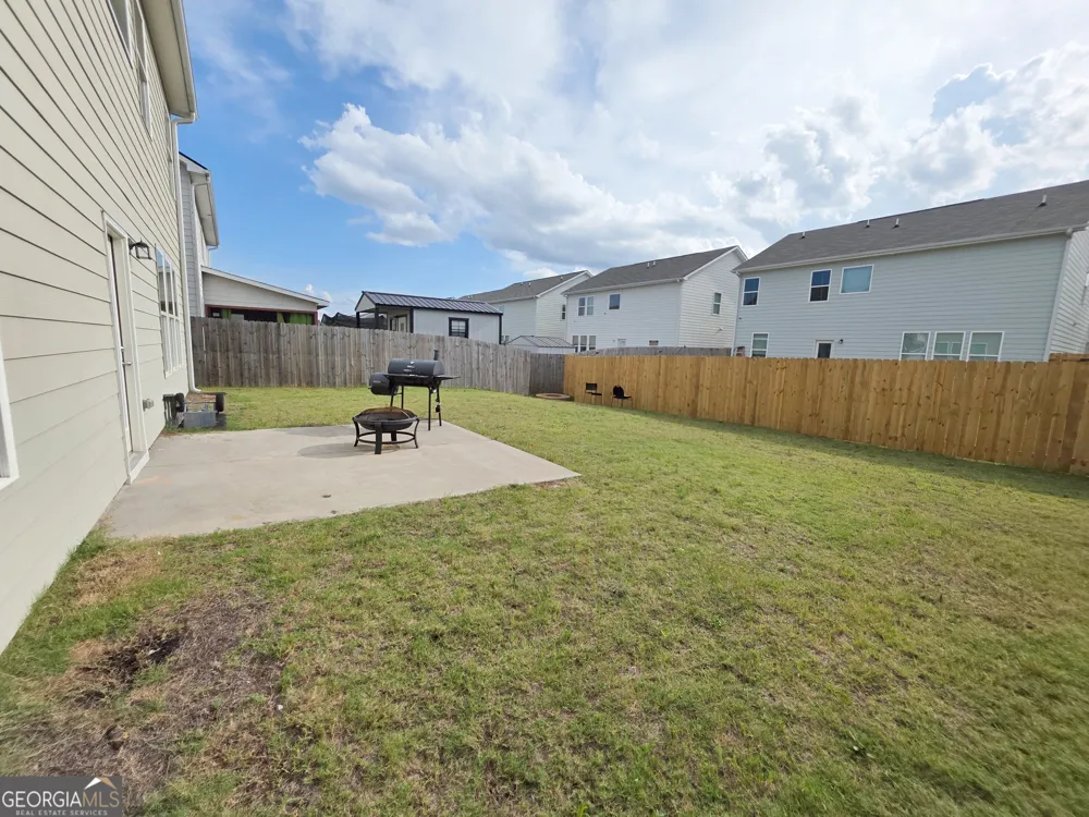 133 Red Birch LN Warner Robins, GA 31093