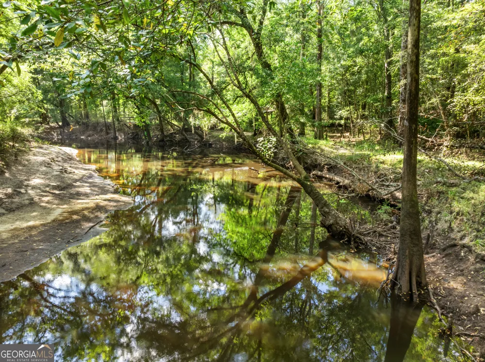 628 Riverside DR Claxton, GA 30417