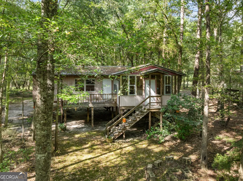 628 Riverside DR Claxton, GA 30417