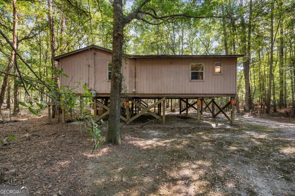 628 Riverside DR Claxton, GA 30417
