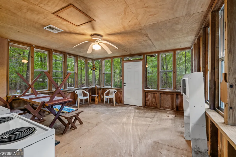 628 Riverside DR Claxton, GA 30417