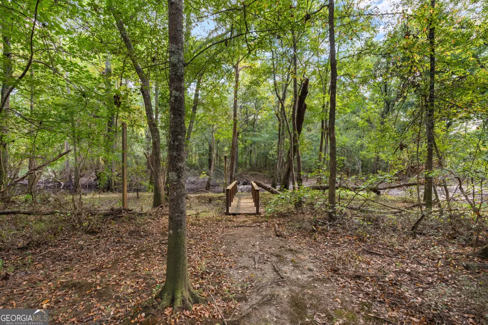 628 Riverside DR Claxton, GA 30417