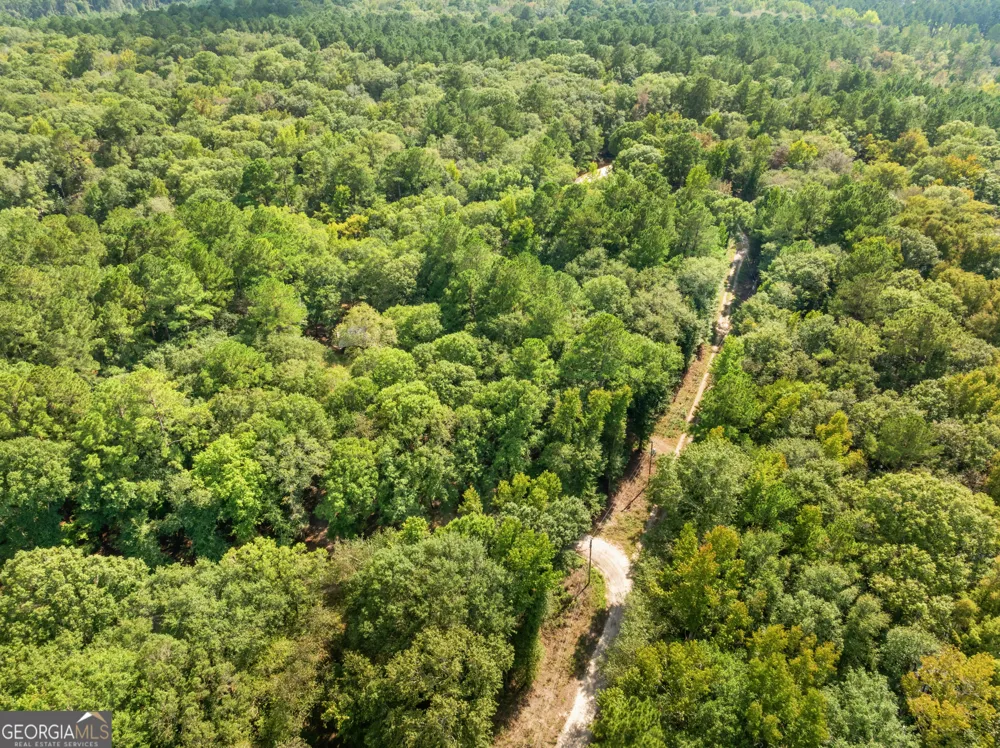 628 Riverside DR Claxton, GA 30417