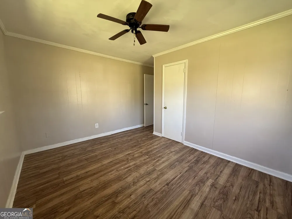 28 Brewer RD jewell, GA 31045