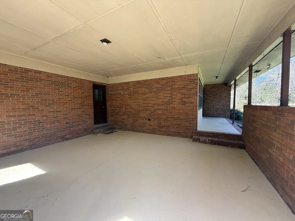 28 Brewer RD jewell, GA 31045