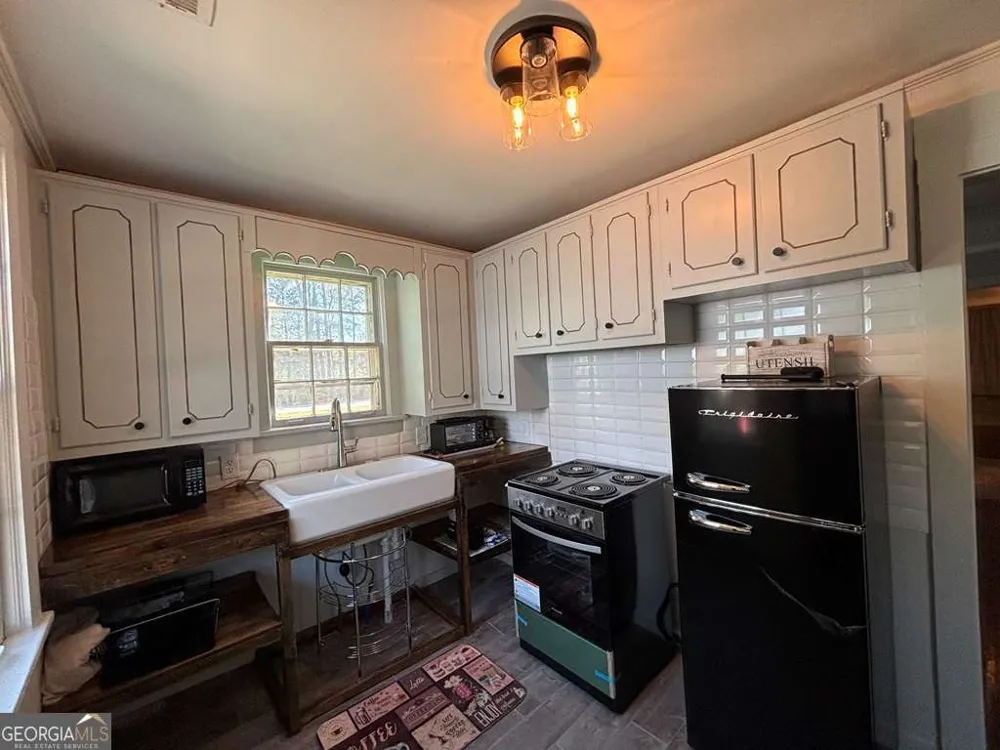 13162 Augusta HWY Sparta, GA 31087
