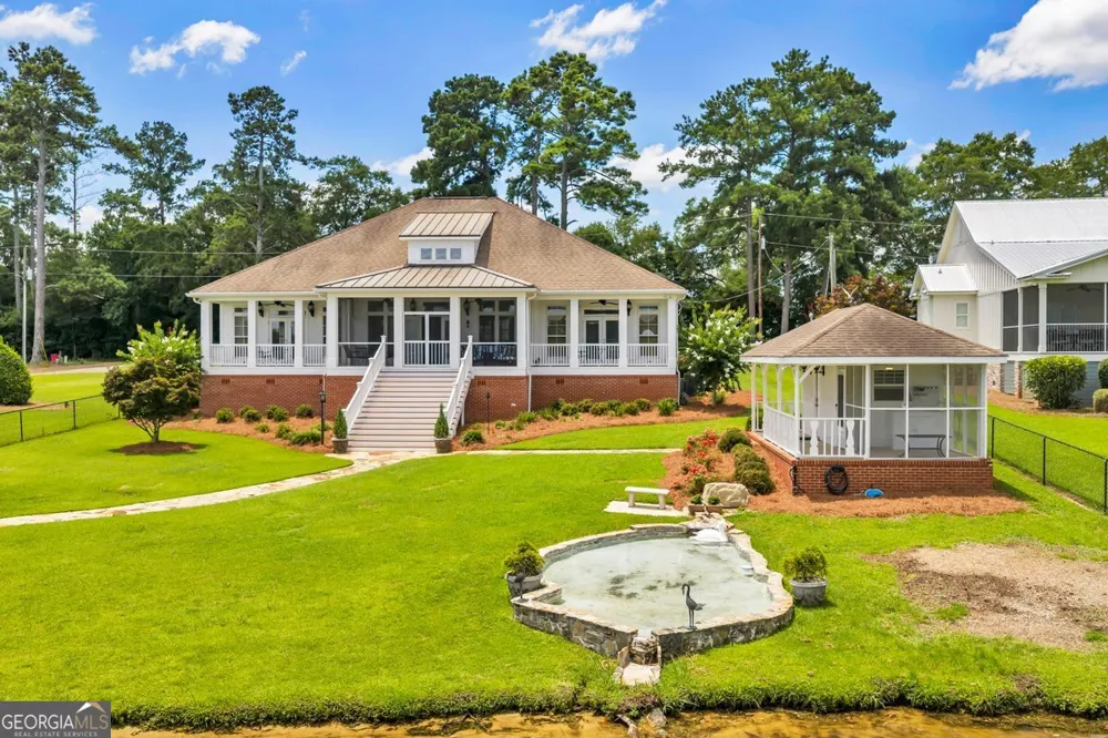 387 Smoak Bridge CIR Warwick, GA 31796