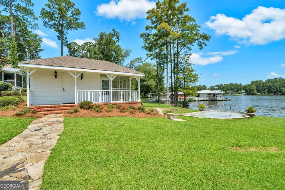 387 Smoak Bridge CIR Warwick, GA 31796