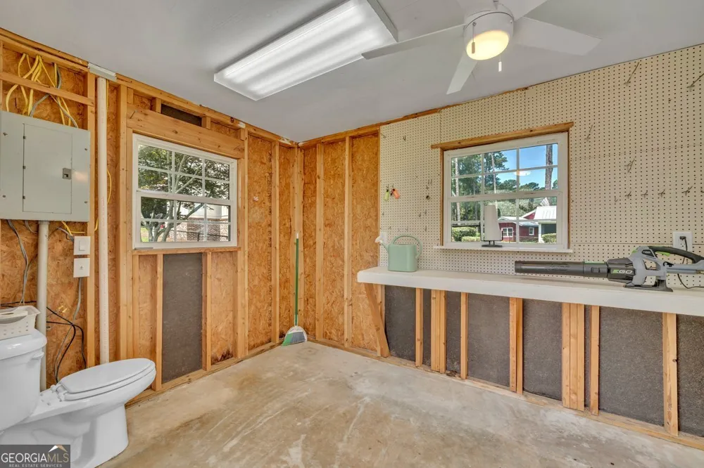 387 Smoak Bridge CIR Warwick, GA 31796