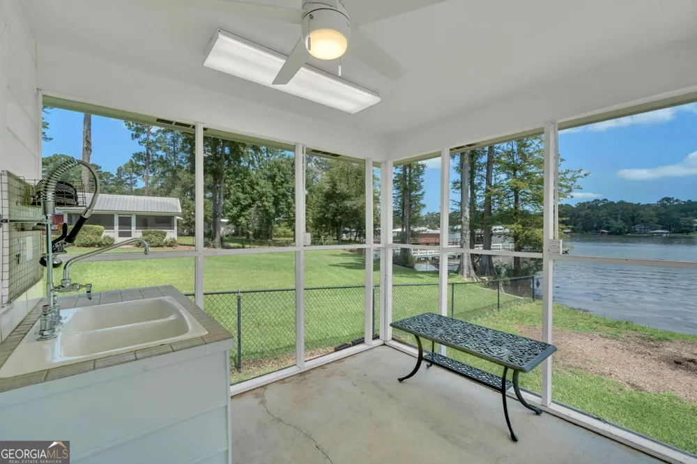 387 Smoak Bridge CIR Warwick, GA 31796