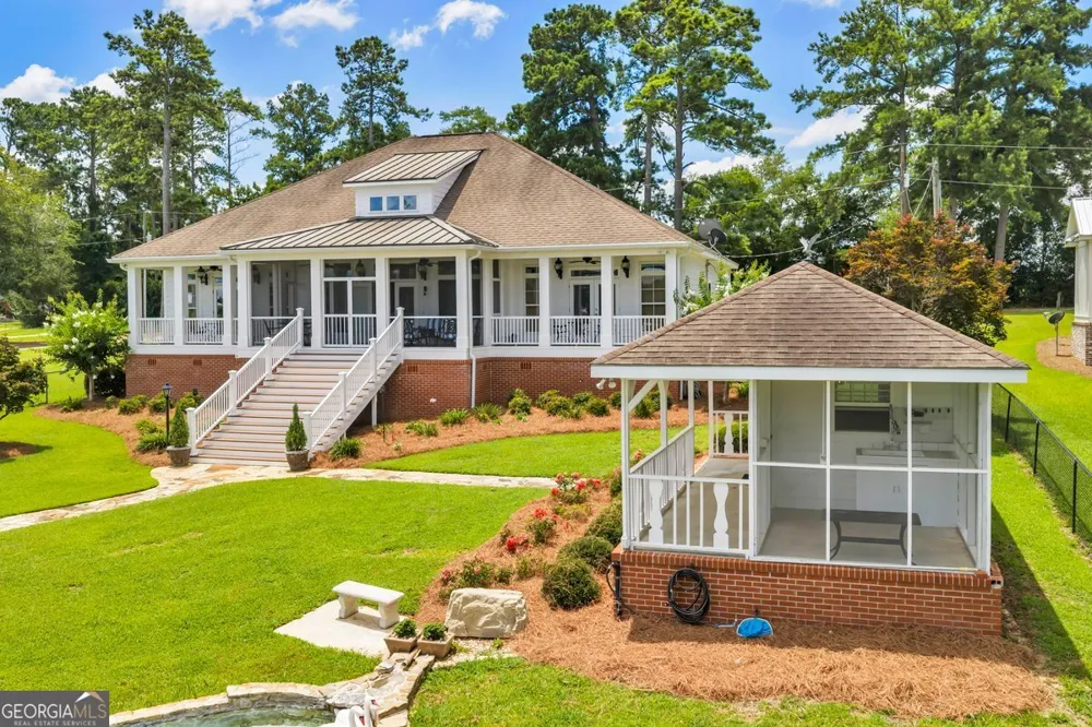 387 Smoak Bridge CIR Warwick, GA 31796