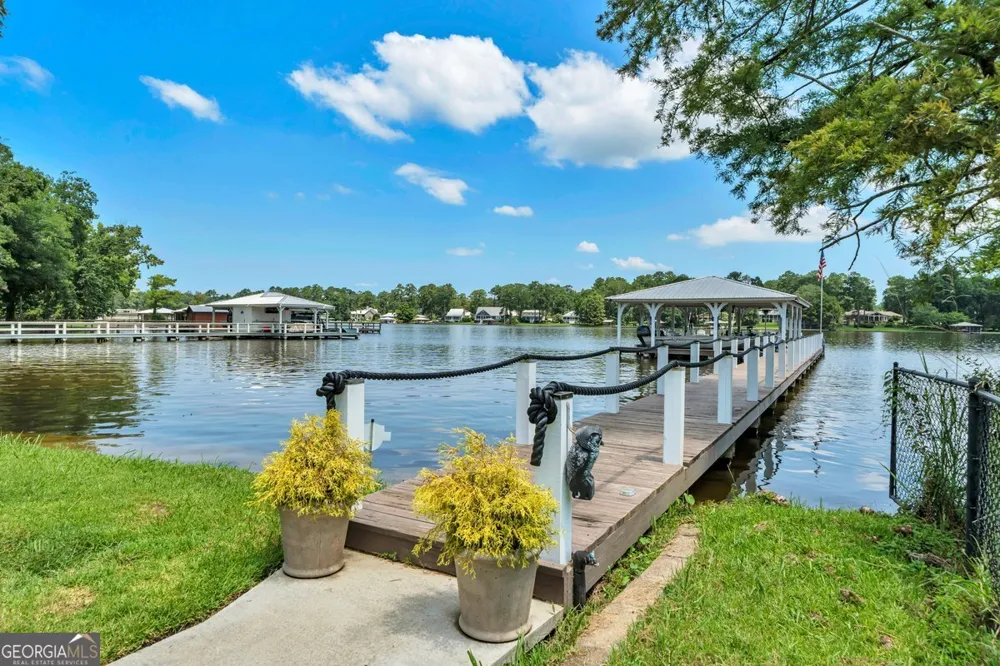 387 Smoak Bridge CIR Warwick, GA 31796