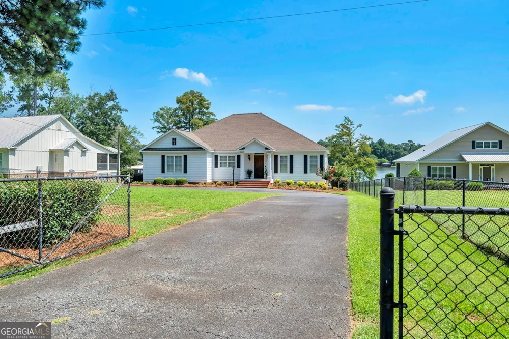 387 Smoak Bridge CIR Warwick, GA 31796