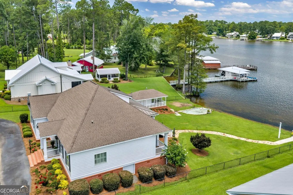 387 Smoak Bridge CIR Warwick, GA 31796
