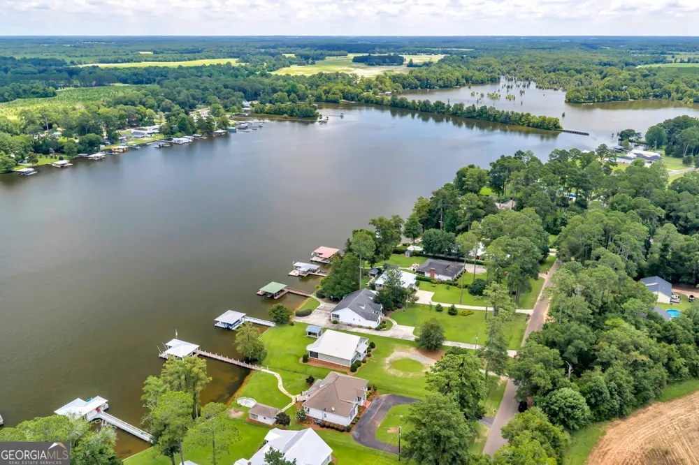 387 Smoak Bridge CIR Warwick, GA 31796