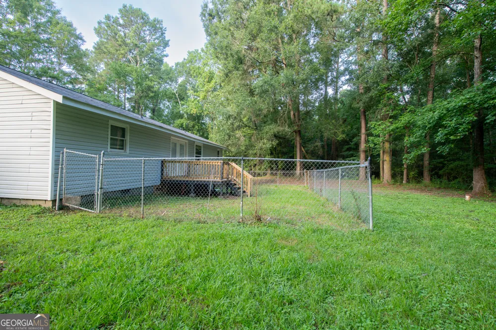 1085 New Rosedale RD NE Armuchee, GA 30105