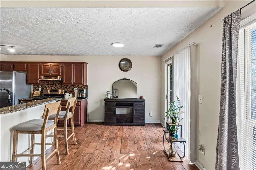 242 Birch CIR Riverdale, GA 30274