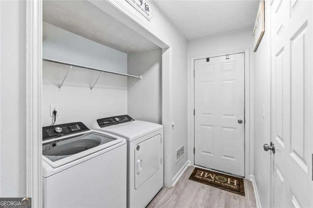 242 Birch CIR Riverdale, GA 30274